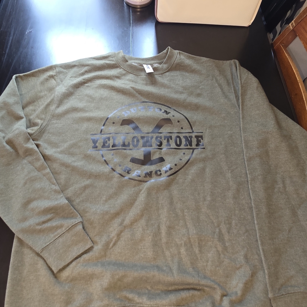Independent Trading Company Yellowstone Ranch Olive Green‎ Pullover Sweater L